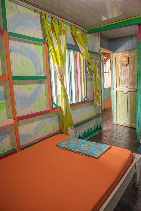 Hostal Liliana Buenaventura Exterior photo